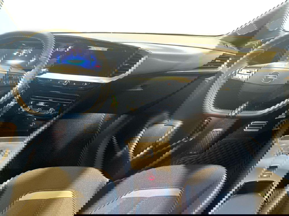 Opel Mokka nuova a Salerno (11)