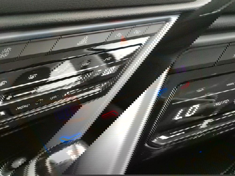 Volkswagen T-Roc usata a Napoli (19)