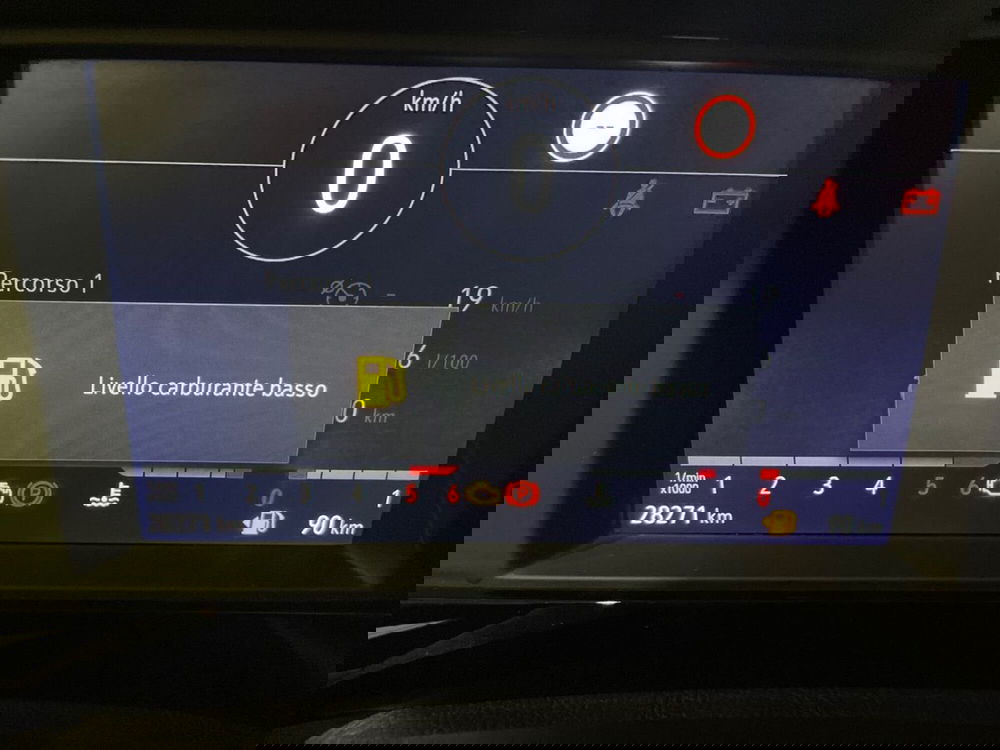 Opel Mokka usata a Salerno (12)