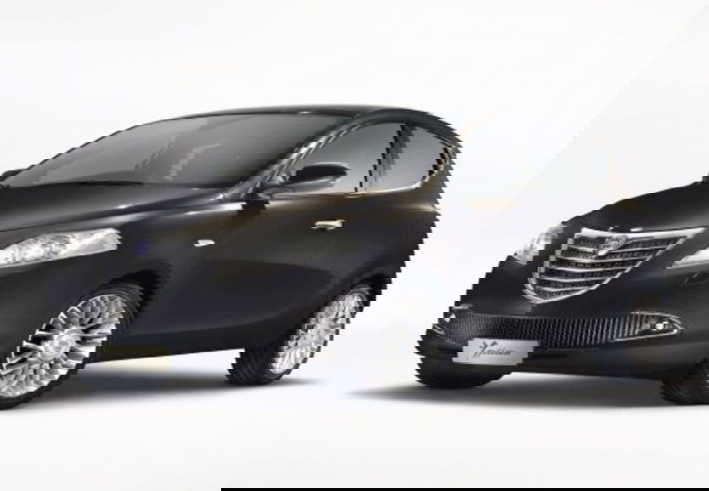 Lancia Ypsilon usata a Palermo (12)