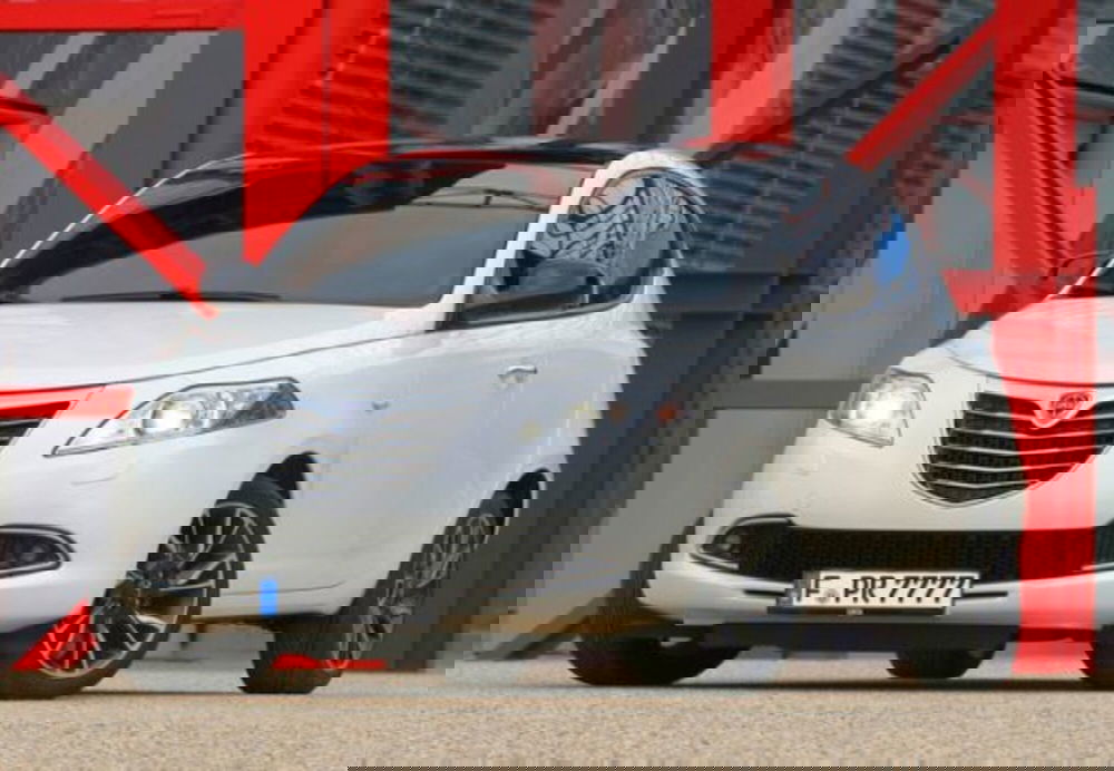 Lancia Ypsilon usata a Palermo (13)