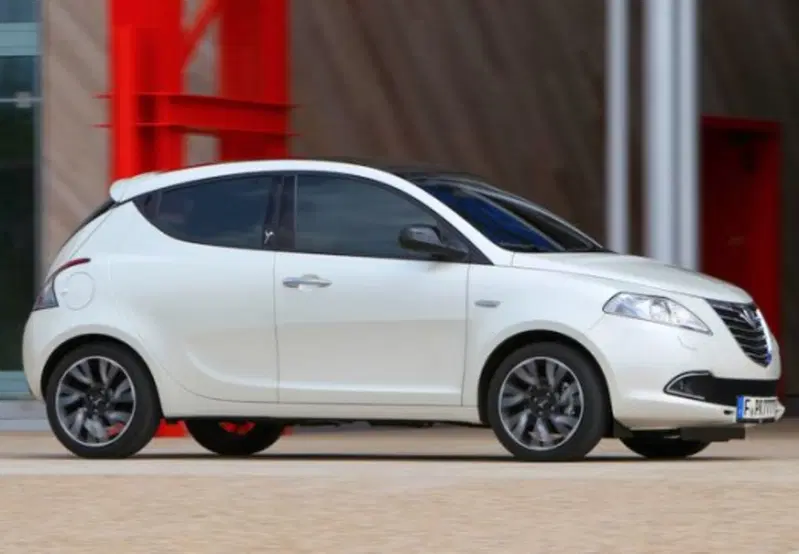 Lancia Ypsilon usata a Palermo (18)