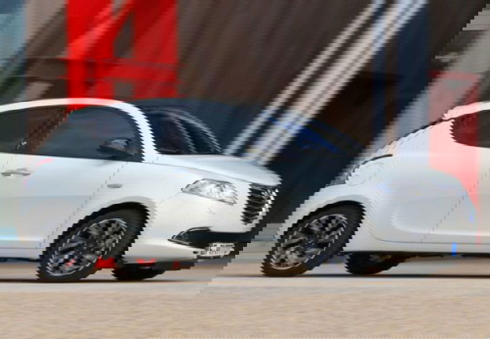 Lancia Ypsilon usata a Palermo (18)