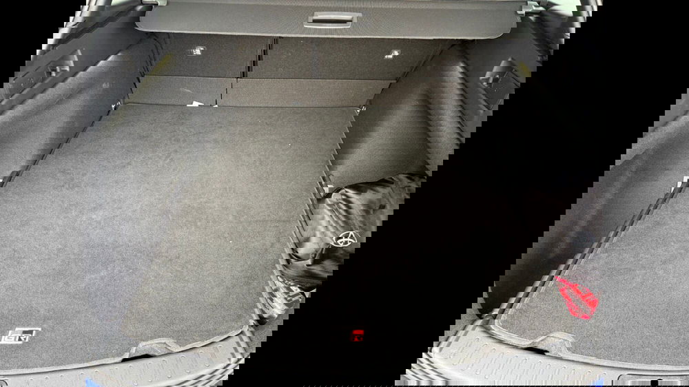 Toyota Corolla Touring Sports usata a Palermo (11)