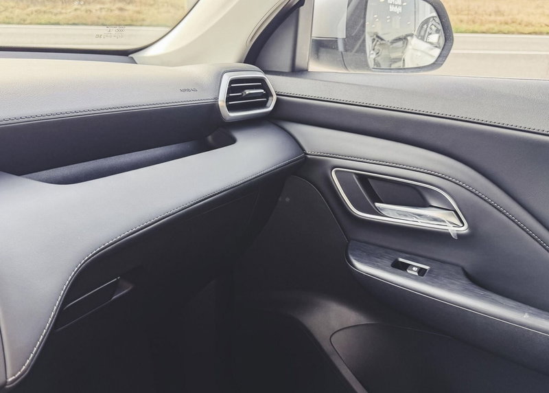 Mg ZS usata a Novara (11)