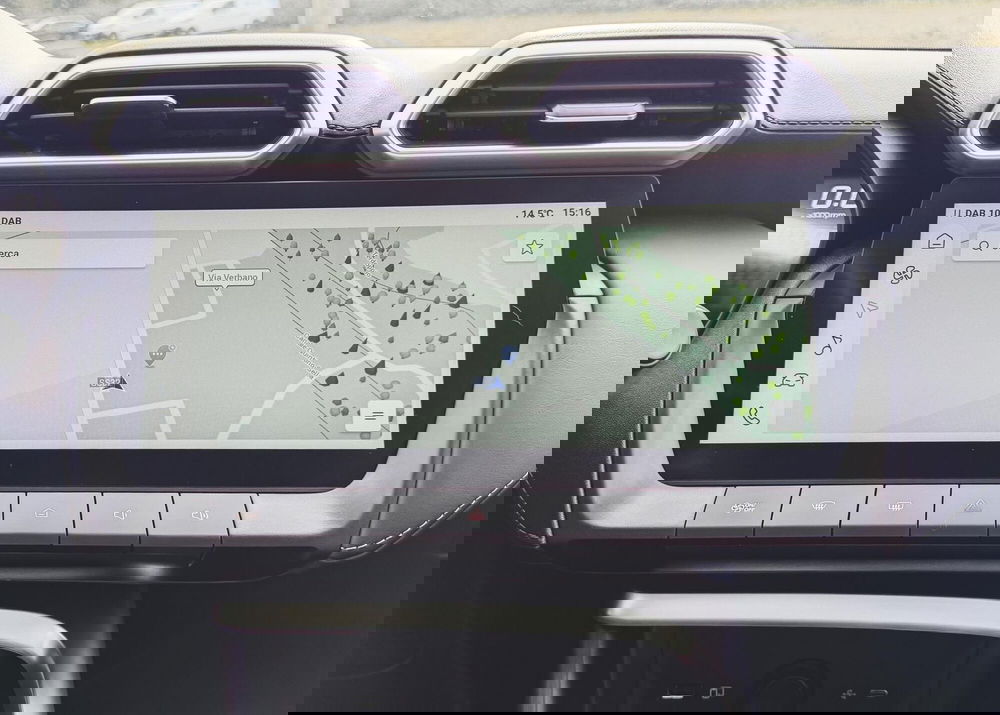 Mg ZS nuova a Novara (12)