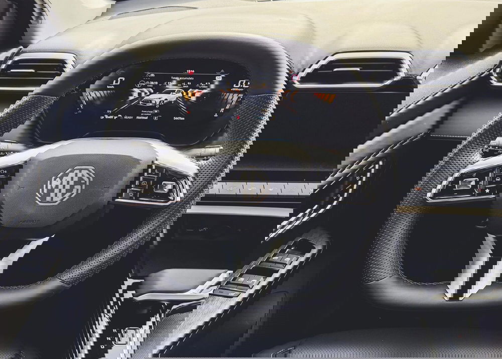 Mg ZS nuova a Novara (15)