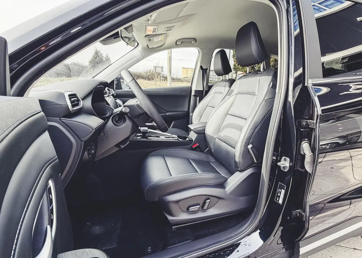 Mg ZS nuova a Novara (9)