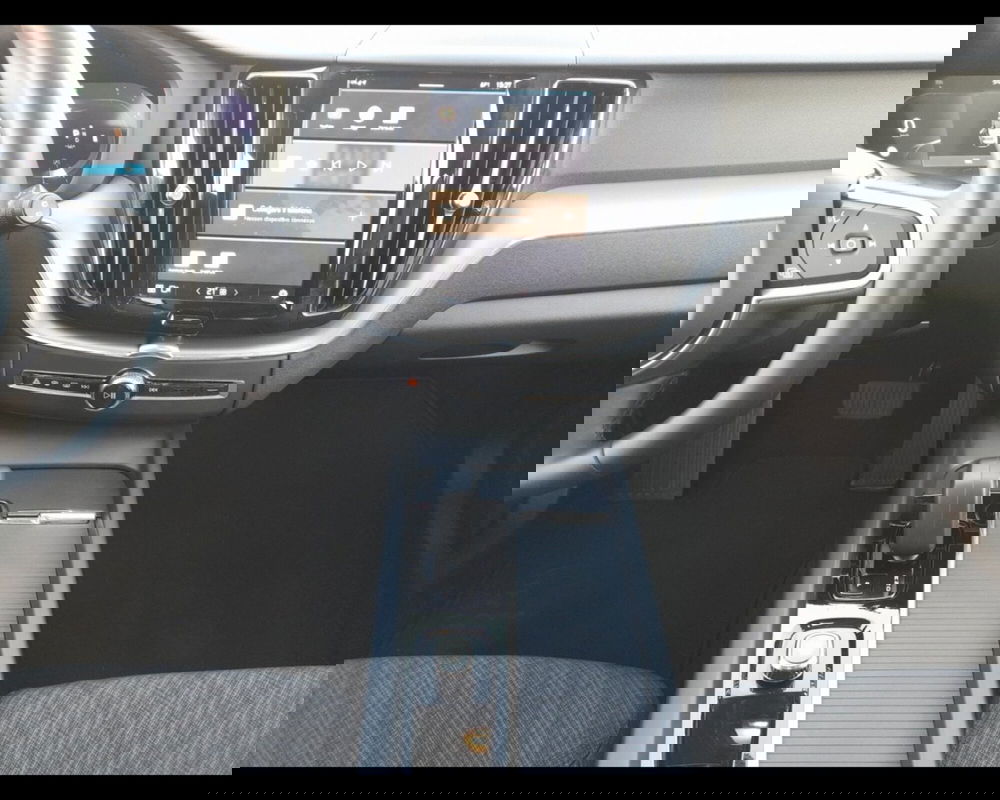 Volvo XC60 usata a Ravenna (10)