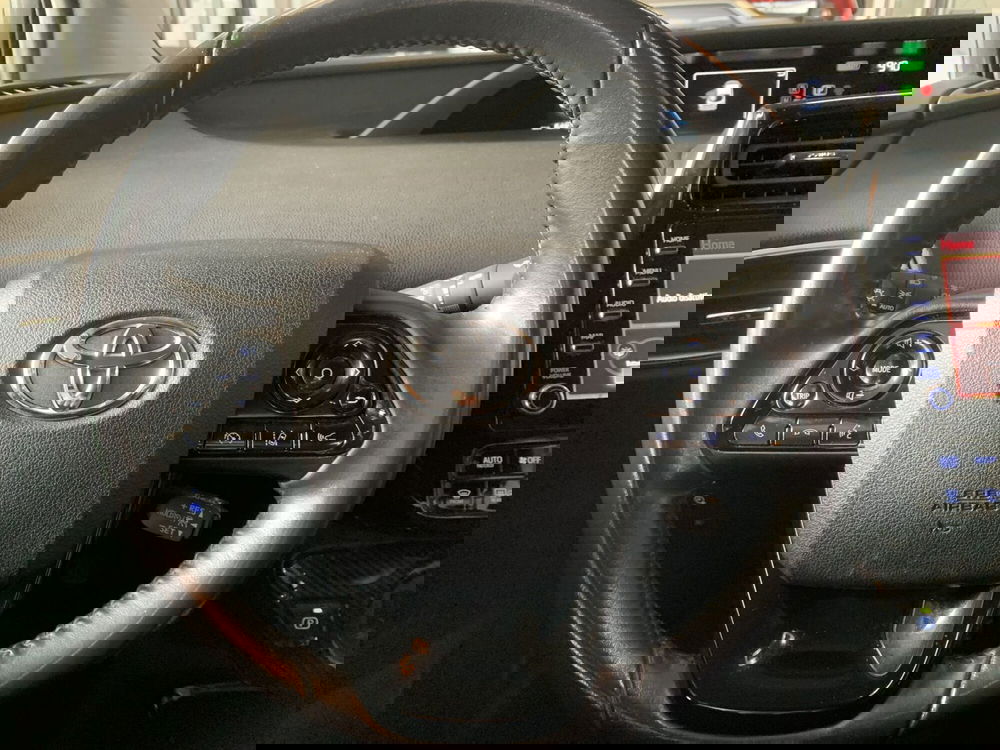 Toyota Prius Plug-in usata a Bergamo (14)