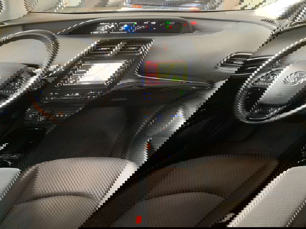 Toyota Prius Plug-in usata a Bergamo (8)