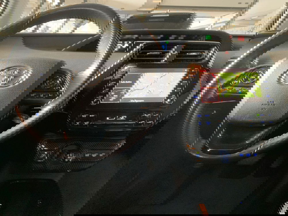 Toyota Prius Plug-in usata a Bergamo (9)
