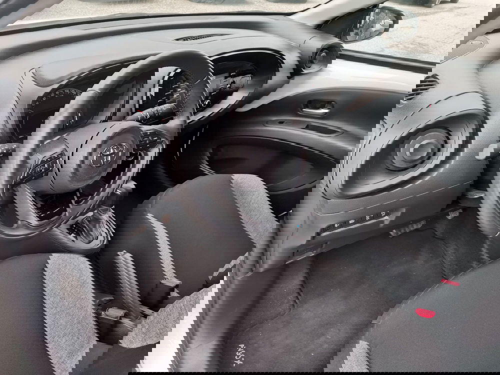 Toyota Aygo X usata a Bergamo (17)