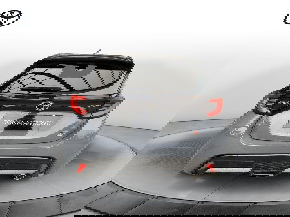 Toyota Yaris GR Sport nuova a Bergamo (4)