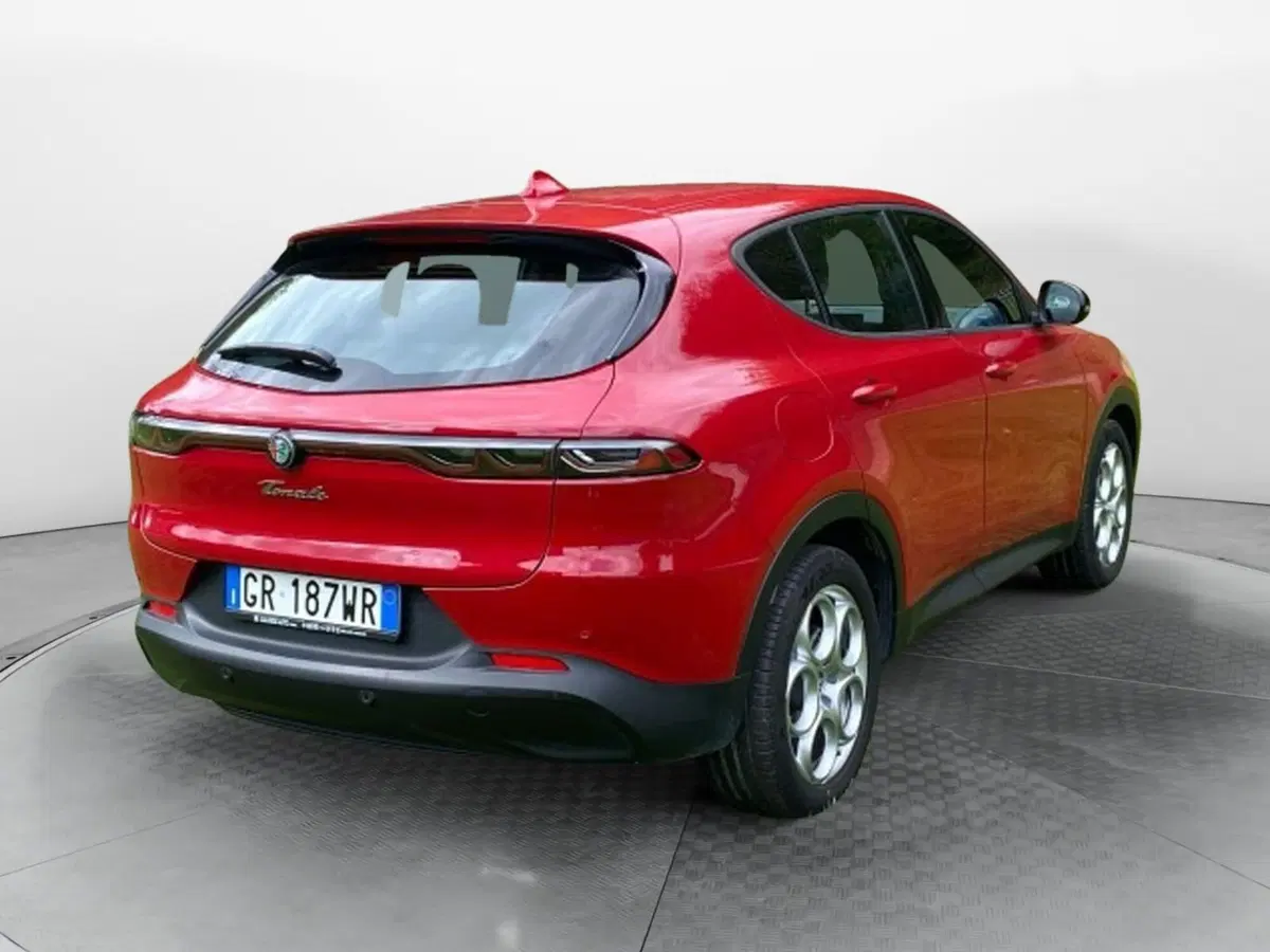Alfa Romeo Tonale usata a Salerno (3)