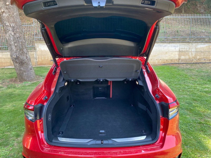 Maserati Levante usata a Salerno (13)