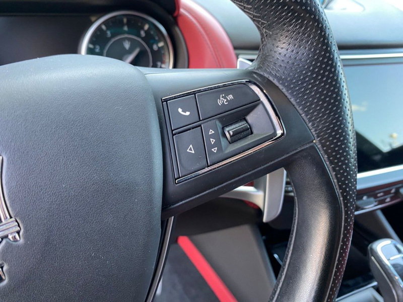 Maserati Levante usata a Salerno (20)