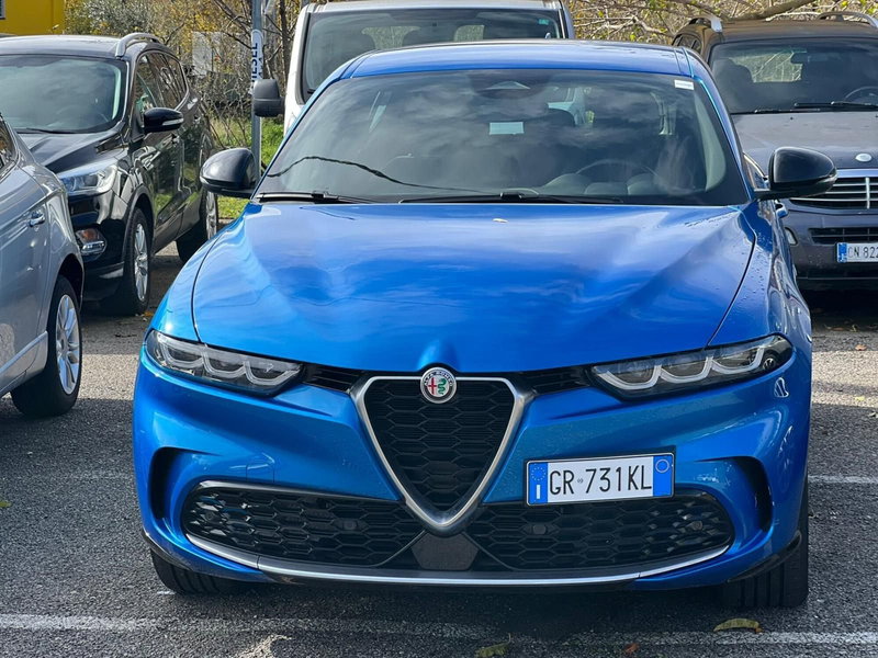 Alfa Romeo Tonale usata a Salerno (9)
