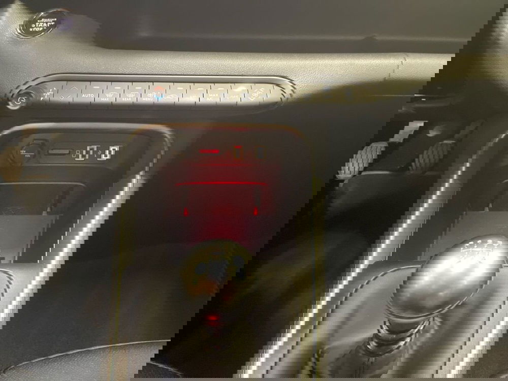 Jeep Avenger usata a Firenze (15)