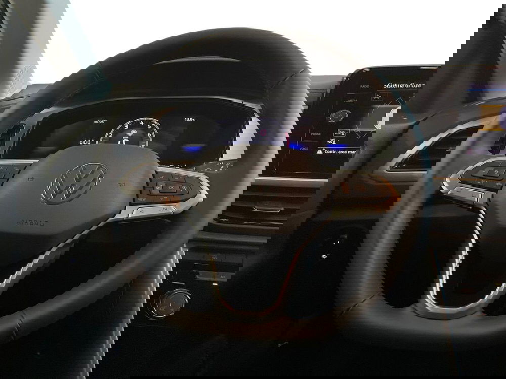 Volkswagen T-Roc nuova a Prato (10)