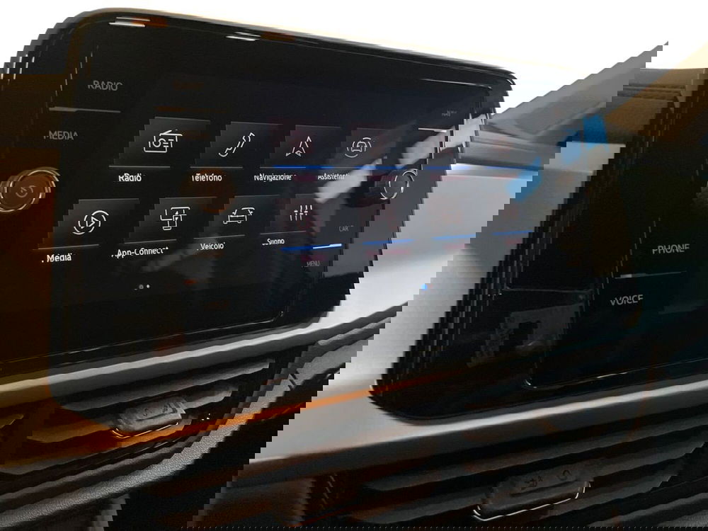 Volkswagen T-Roc nuova a Prato (14)