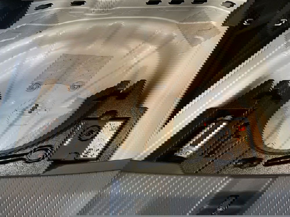 Volkswagen T-Roc nuova a Prato (16)