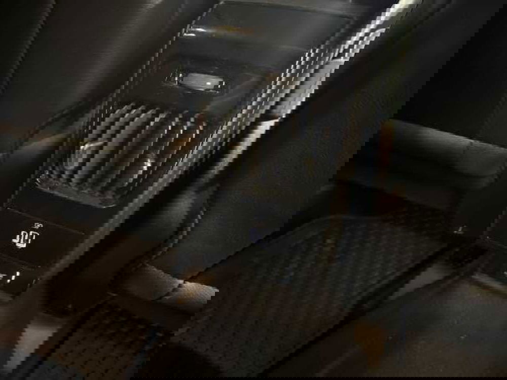 Jeep Compass usata a Prato (17)