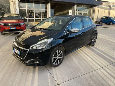 Peugeot 208 75 3 porte Allure del 2017 usata a Sora