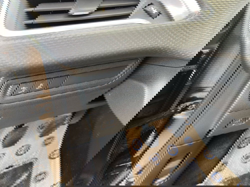 Peugeot 208 usata a Frosinone (17)