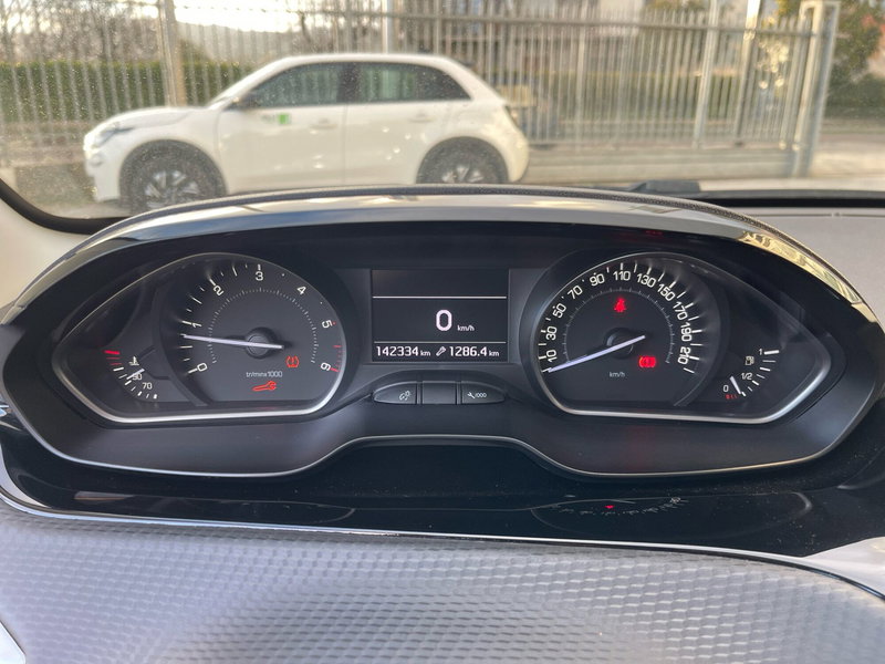 Peugeot 208 usata a Frosinone (7)