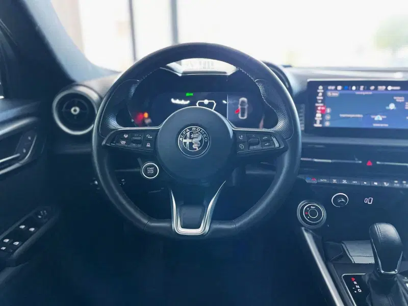 Alfa Romeo Tonale usata a Ancona (10)