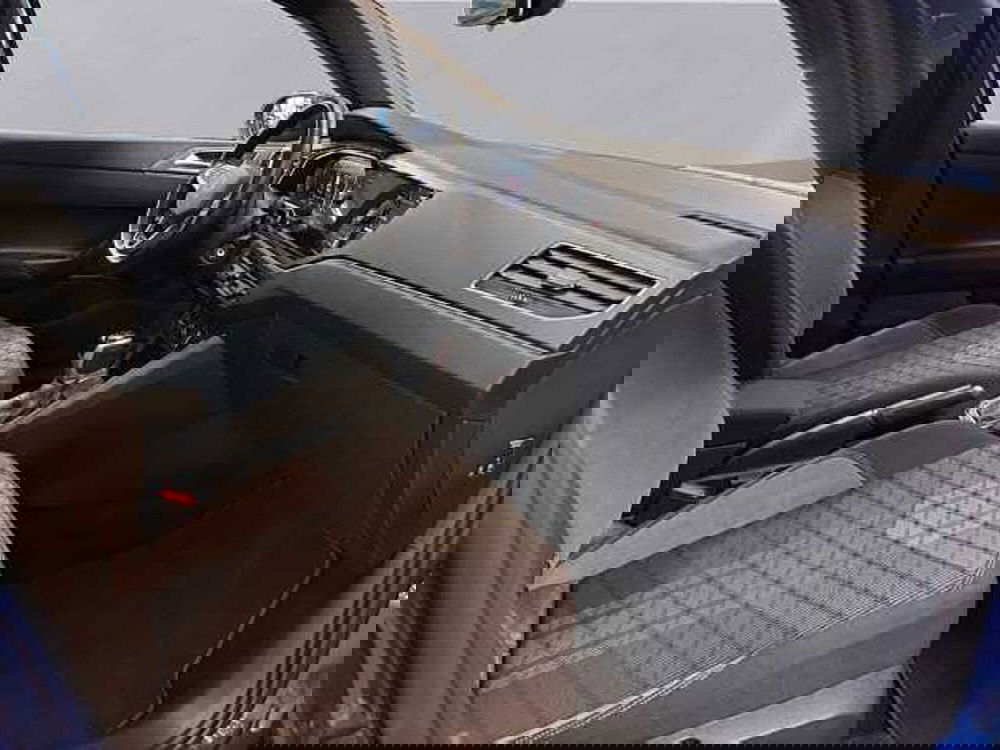 Volkswagen Taigo usata a Milano (14)