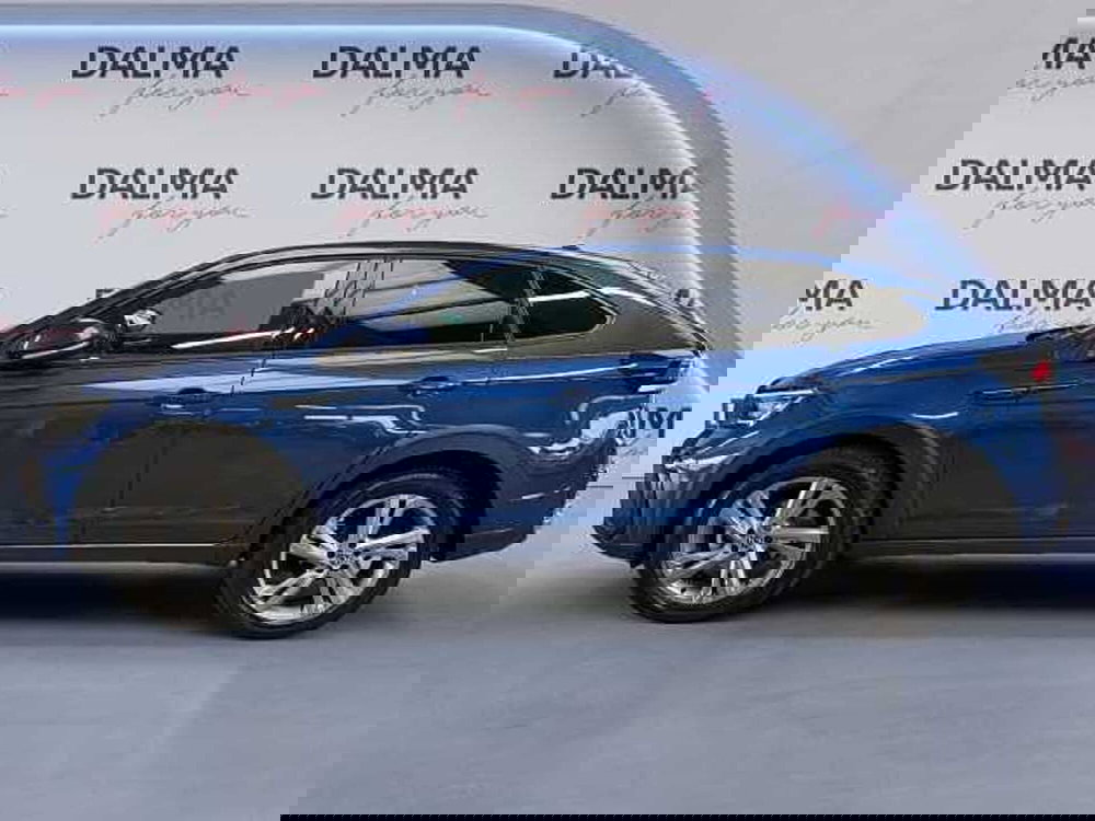 Volkswagen Taigo usata a Milano (2)