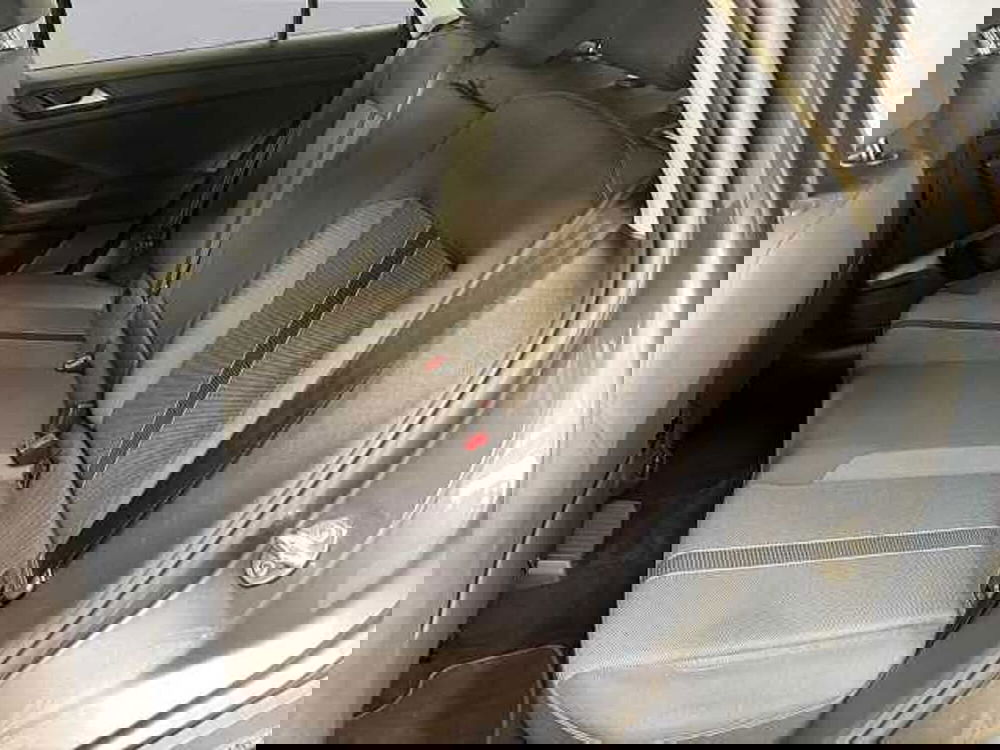 Volkswagen T-Roc usata a Milano (13)