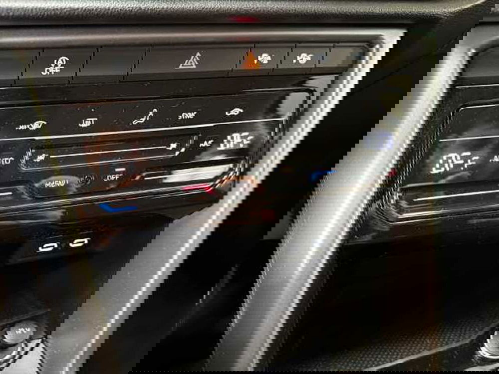 Volkswagen T-Roc usata a Milano (19)