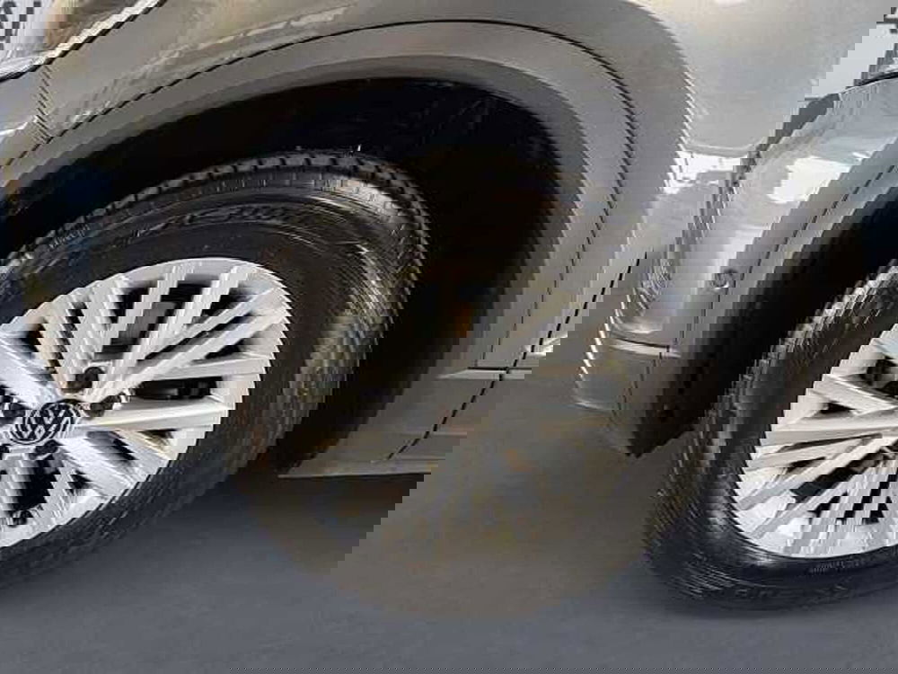 Volkswagen T-Roc usata a Milano (9)