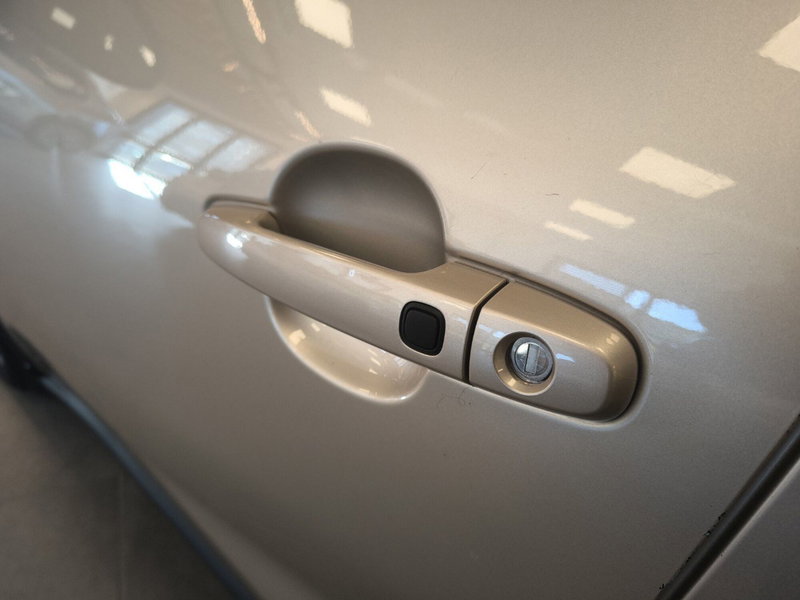 Toyota Aygo X usata a Catanzaro (11)