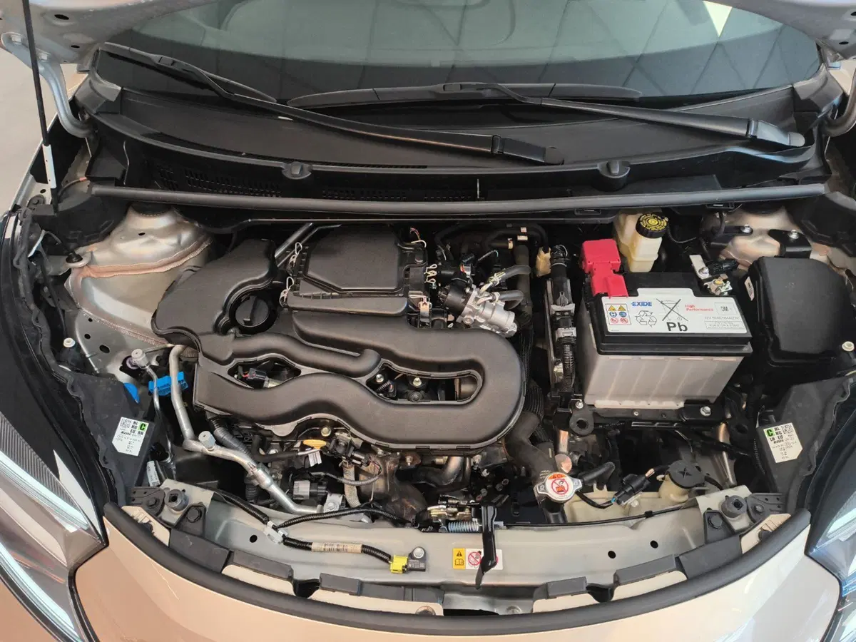 Toyota Aygo X usata a Catanzaro (13)