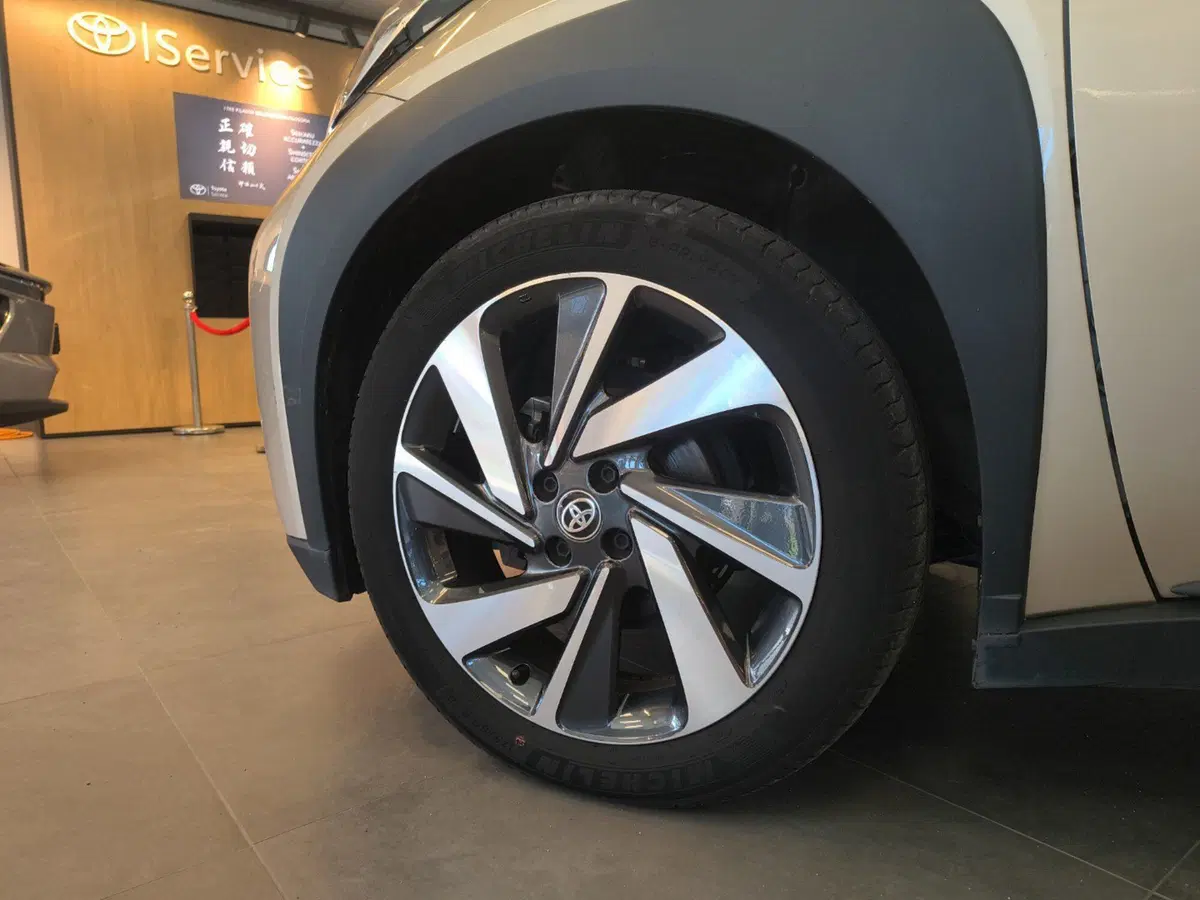 Toyota Aygo X usata a Catanzaro (15)
