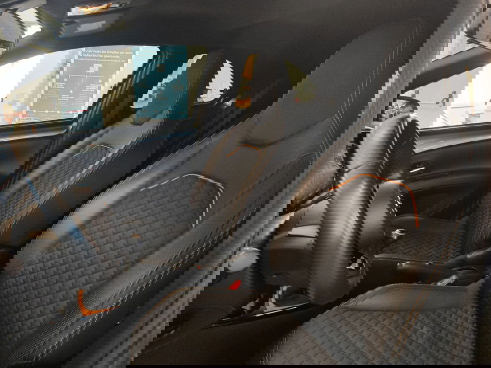 Toyota Aygo X usata a Catanzaro (17)