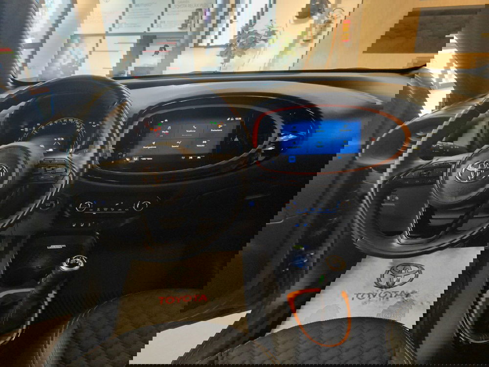 Toyota Aygo X usata a Catanzaro (18)