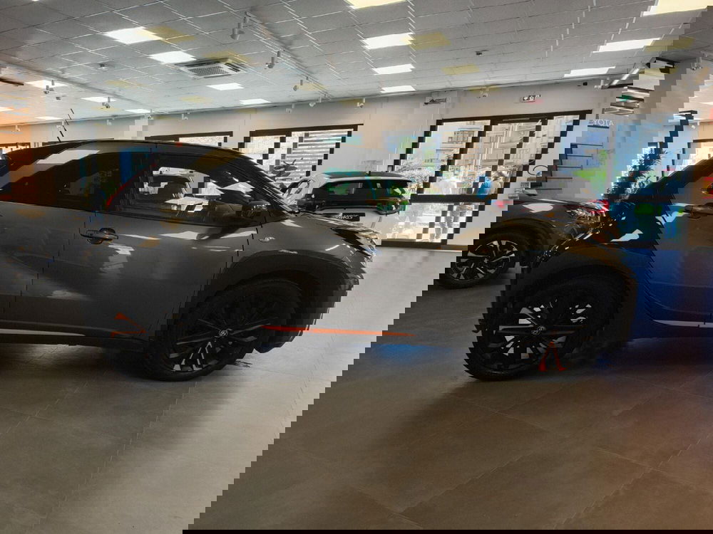 Toyota Aygo X usata a Catanzaro (7)