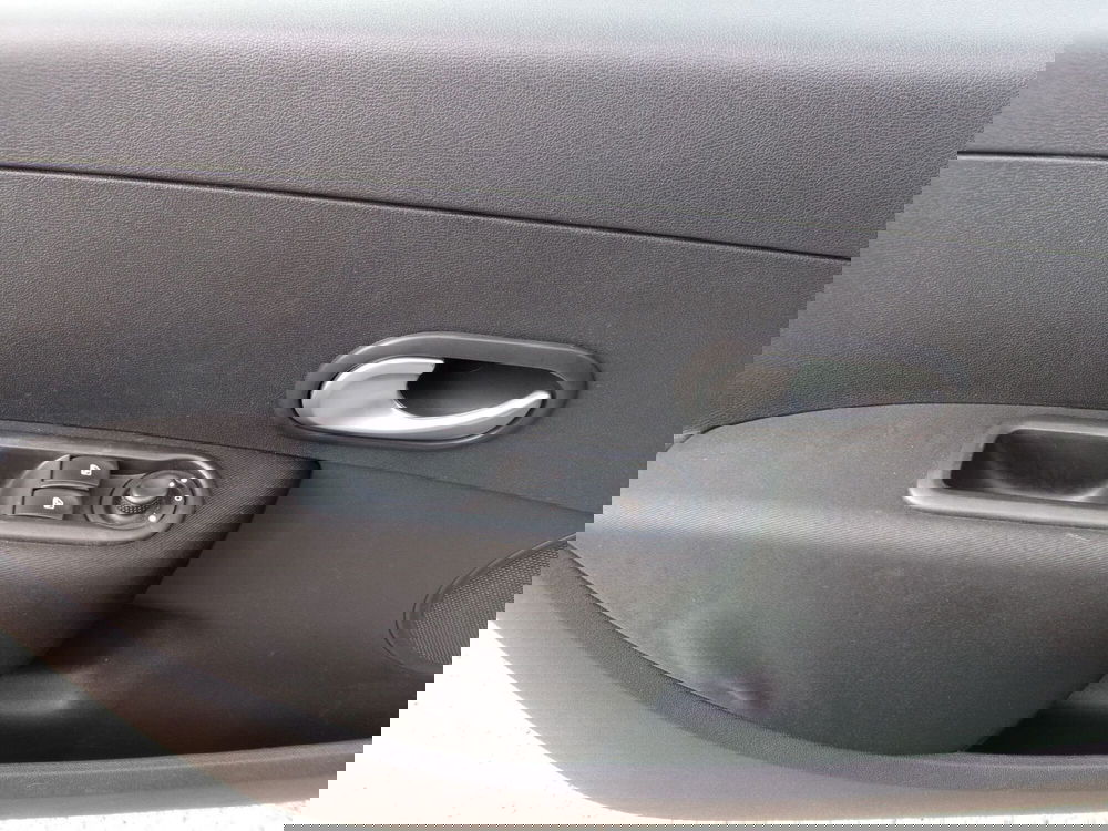 Renault Clio usata a Venezia (18)