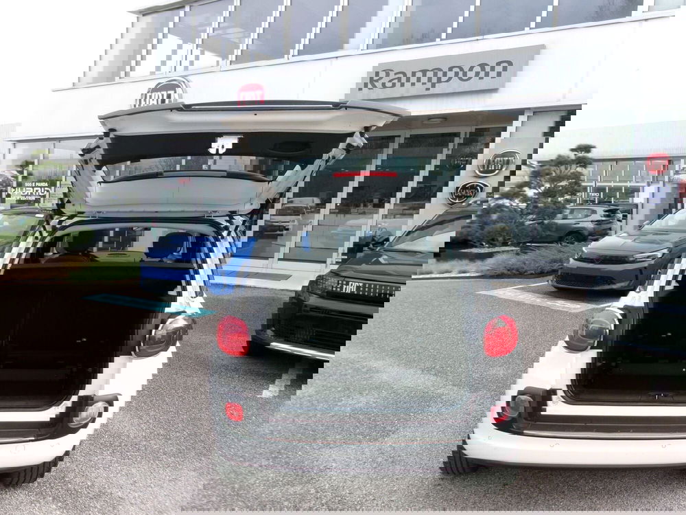 Fiat 500L usata a Venezia (20)