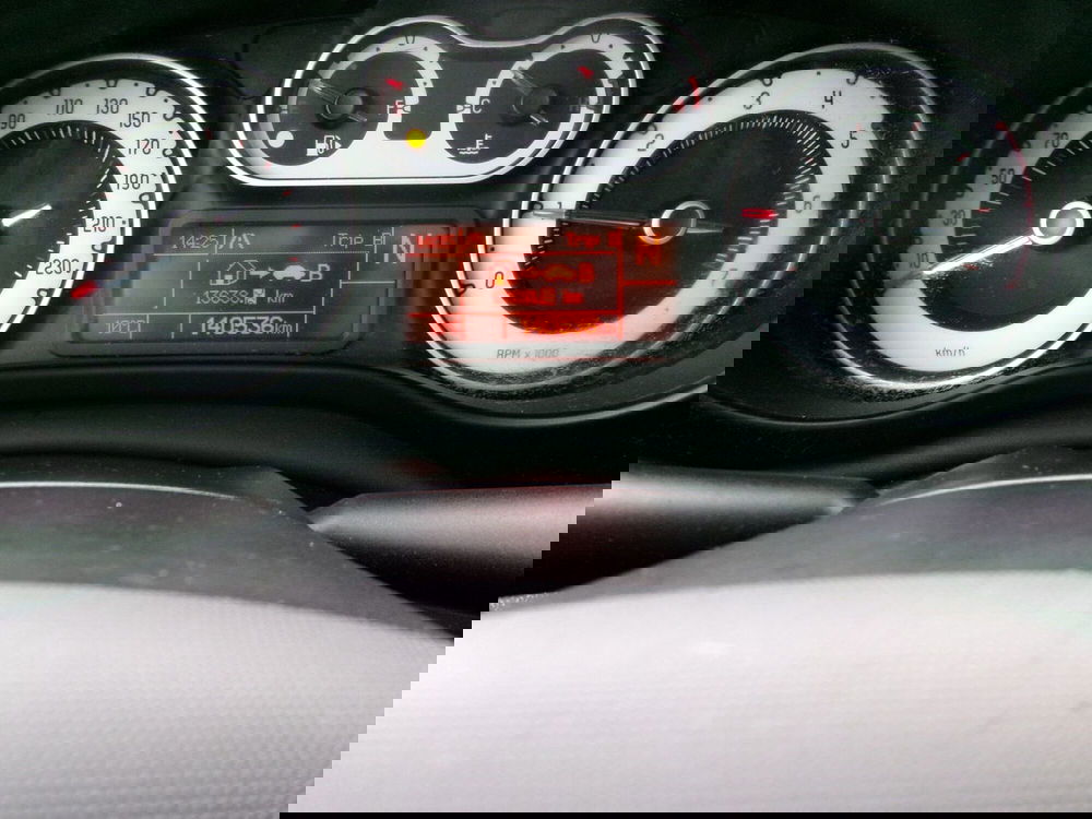 Fiat 500L usata a Venezia (8)