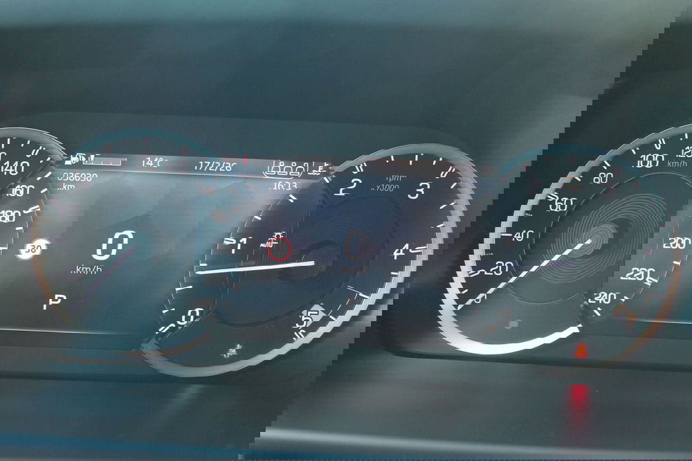 Land Rover Defender usata a Cuneo (13)