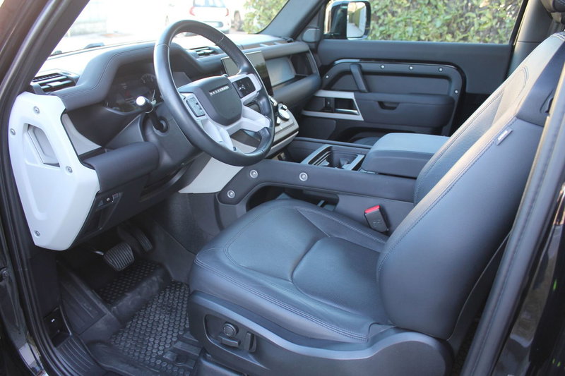 Land Rover Defender usata a Cuneo (7)