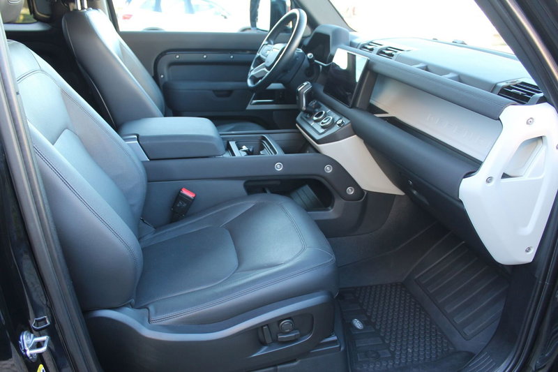 Land Rover Defender usata a Cuneo (9)