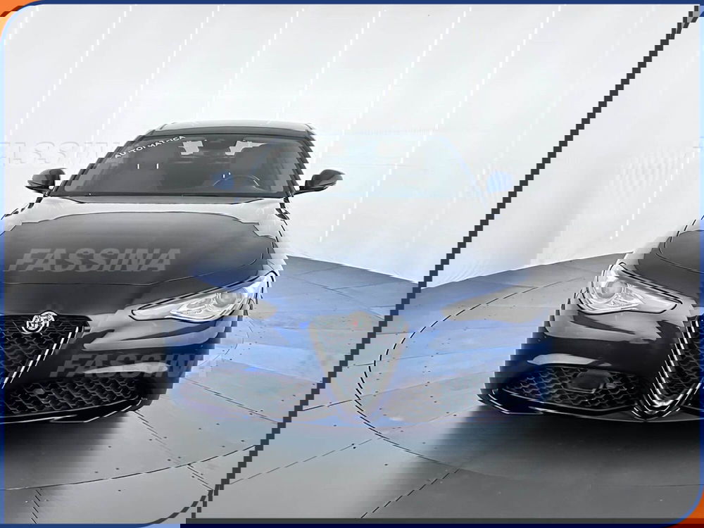 Alfa Romeo Giulia usata a Milano (2)