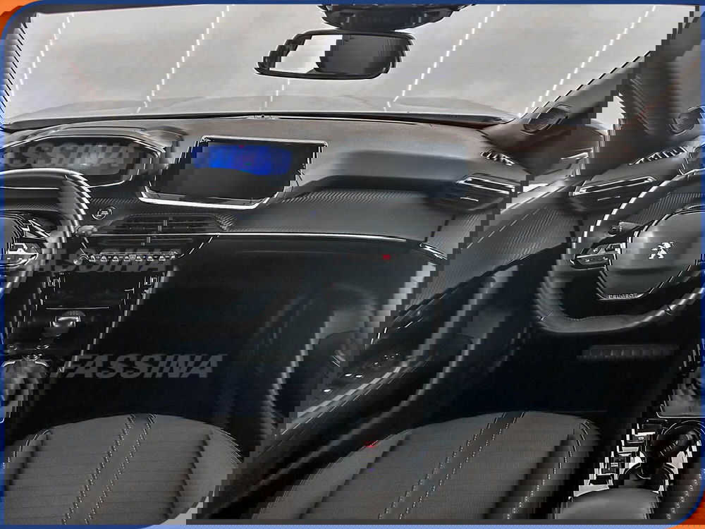 Peugeot 2008 usata a Milano (10)